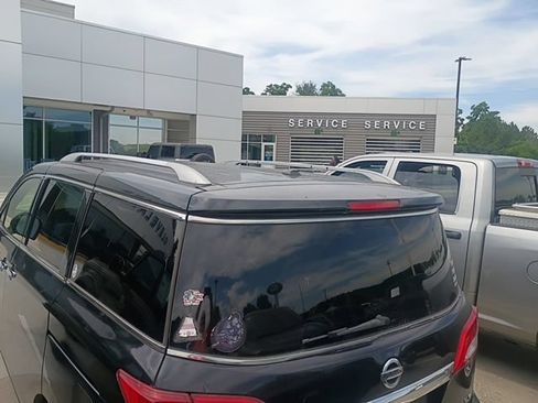 Used 2017 Nissan Quest SV FWD image 9