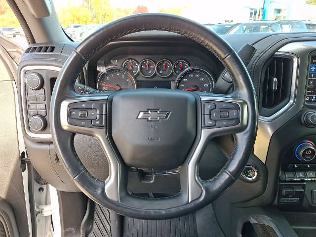 Used 2021 Chevrolet Silverado 1500 LT Trail Boss w/ Convenience Package II AWD/4WD image 4