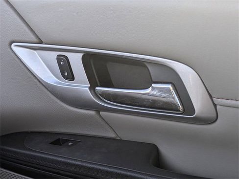 Used 2016 GMC Terrain SLT image 21