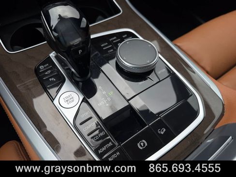Used 2021 BMW X5 xDrive40i w/ Premium Package 2 AWD/4WD image 29