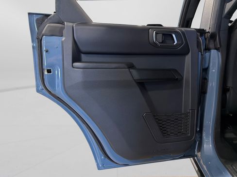 Used 2025 Ford Bronco Badlands AWD/4WD image 38