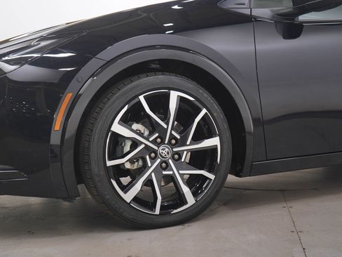 Used 2026 Toyota Prius Plug-In Hybrid image 28