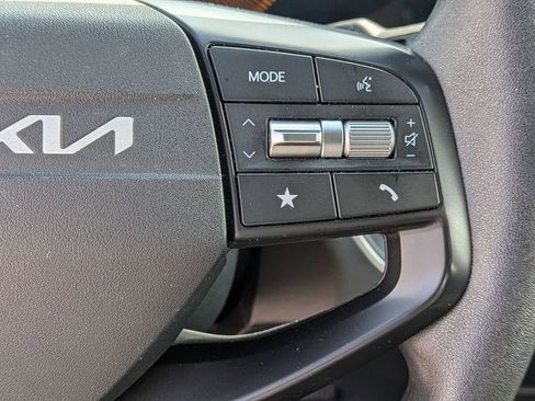 Used 2025 Kia K4 LXS image 21