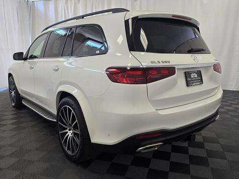 New 2025 Mercedes-Benz GLS 580 4MATIC image 4
