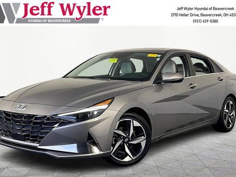 Used 2022 Hyundai Elantra Limited w/ Preferred Accessory Package image 1