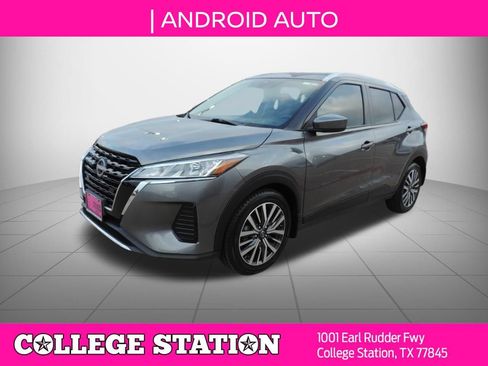 Used 2024 Nissan Kicks SV FWD image 8