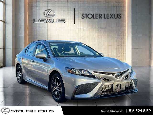Used 2023 Toyota Camry SE w/ Blackout Package (TMS) FWD image 1