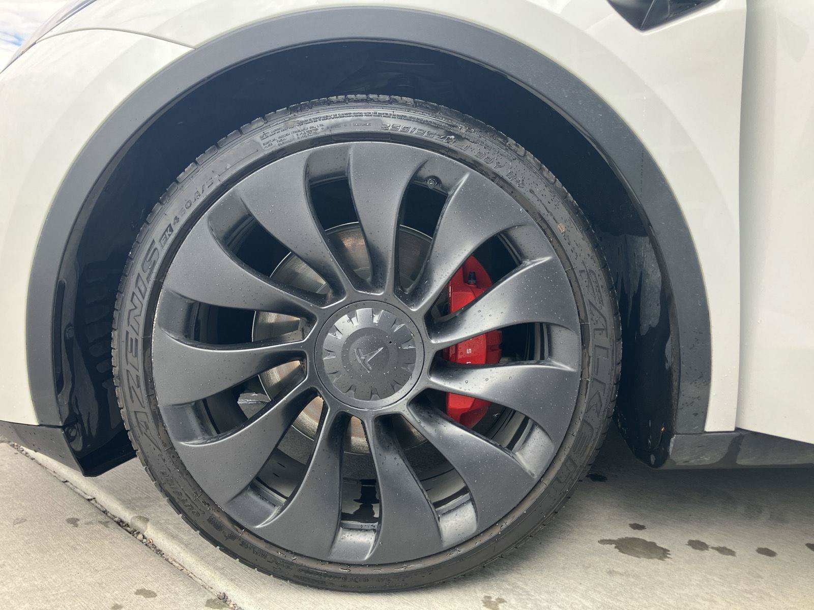 Used 2023 Tesla Model Y Performance AWD/4WD image 10