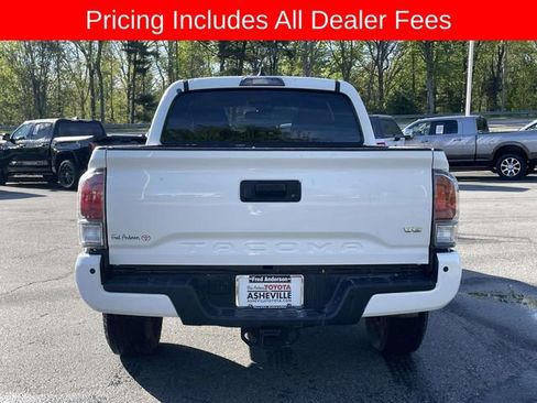 Used 2023 Toyota Tacoma 4x4 Double Cab image 4