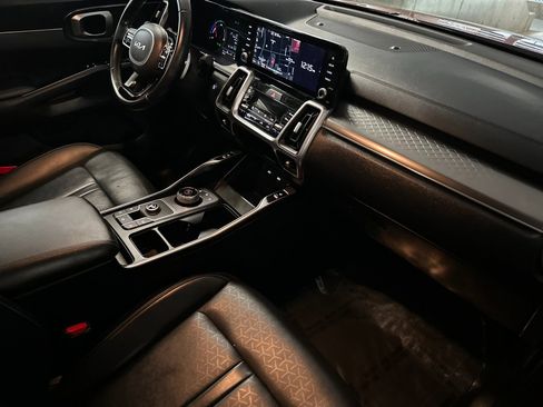 Certified 2022 Kia Sorento S image 23