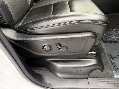 Used 2022 RAM 1500 Rebel AWD/4WD image 23