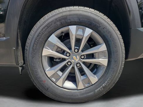 New 2026 Chevrolet Equinox LT w/ Safety and Technology Package FWD image 32