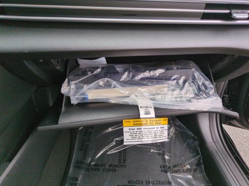 New 2026 Hyundai Elantra SE FWD image 43