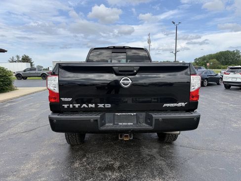 Used 2016 Nissan Titan PRO-4X AWD/4WD image 7