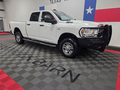 Used 2023 RAM 3500 Tradesman w/ Towing Technology Group AWD/4WD image 14