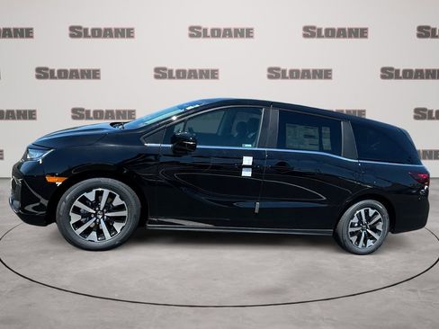New 2026 Honda Odyssey EX-L image 2