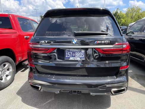 Used 2022 BMW X7 M50i w/ Luxury Seating Package AWD/4WD image 5
