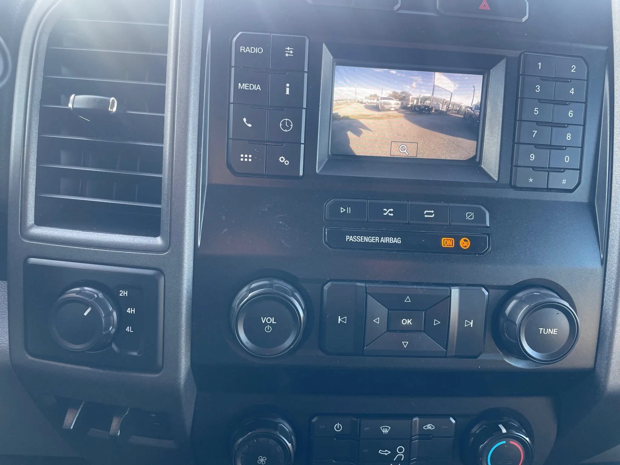 Used 2020 Ford F350 XL w/ Power Equipment Group AWD/4WD image 28