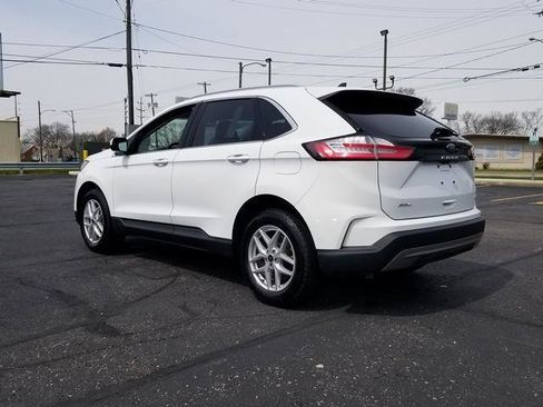 Used 2023 Ford Edge SEL w/ Convenience Package image 8