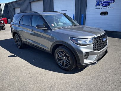 New 2025 Ford Explorer ST-Line