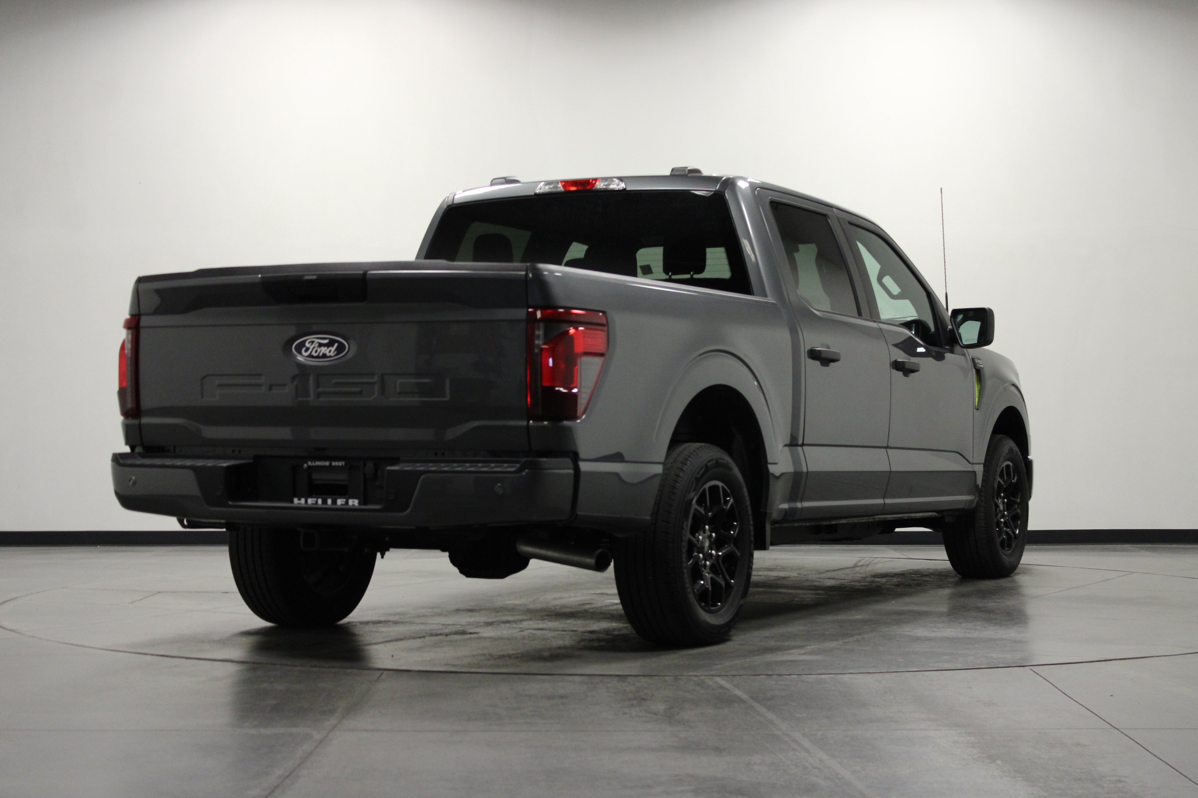 Used 2025 Ford F150 STX RWD image 4
