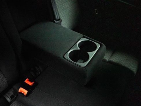 Used 2023 Nissan Rogue SV image 12