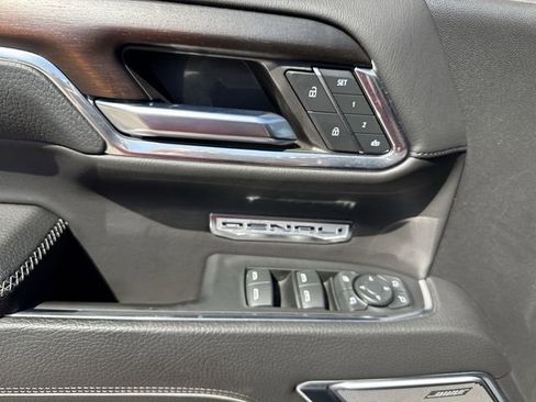 Used 2024 GMC Sierra 1500 Denali w/ Denali Reserve Package AWD/4WD image 24