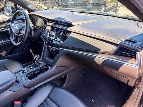 Certified 2023 Cadillac XT5 Premium Luxury w/ Platinum Package AWD/4WD image 32