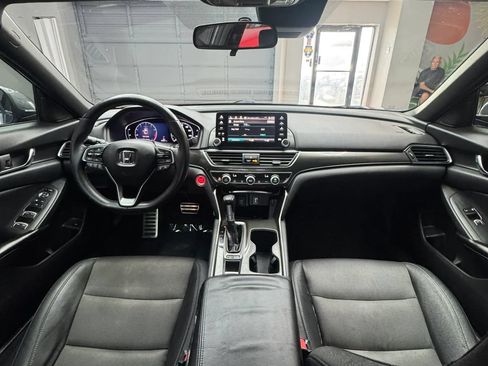 Used 2018 Honda Accord Sport image 20