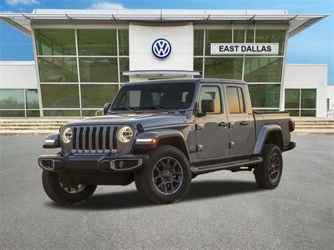 Used 2023 Jeep Gladiator Sport image 2