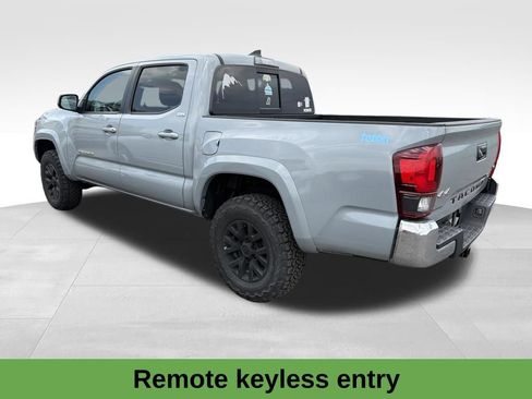 Used 2019 Toyota Tacoma SR5 AWD/4WD image 8