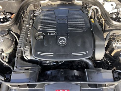 Used 2014 Mercedes-Benz E 350 4MATIC Sedan image 19