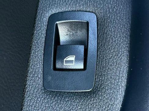 Used 2018 BMW X1 xDrive28i w/ Convenience Package AWD/4WD image 32
