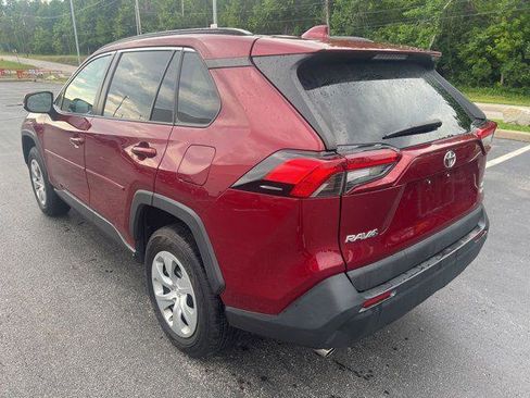 Certified 2021 Toyota RAV4 LE AWD/4WD image 3