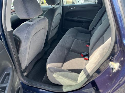 Used 2011 Chevrolet Impala LT image 15