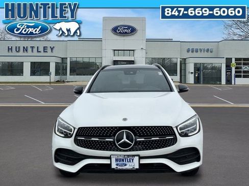 Used 2022 Mercedes-Benz GLC 300 4MATIC image 3
