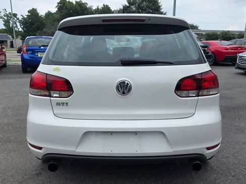 Used 2012 Volkswagen Golf 2-Door FWD image 6