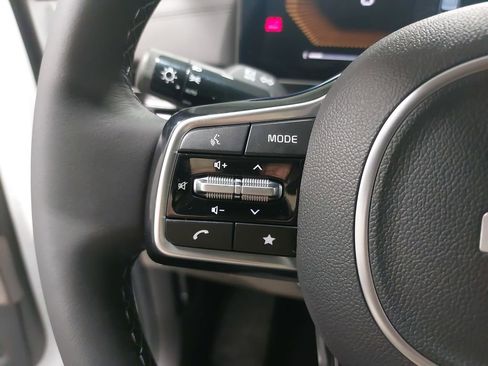 New 2026 Kia Carnival LXS image 18