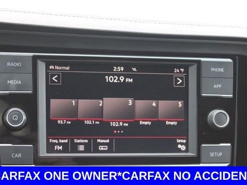 Used 2019 Volkswagen Jetta GLI image 30