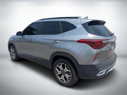 Used 2023 Kia Seltos EX AWD/4WD image 5