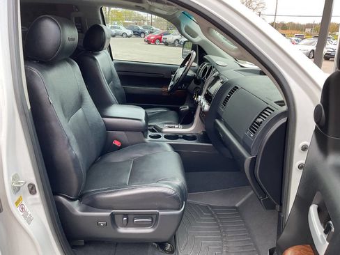 Used 2013 Toyota Tundra Platinum AWD/4WD image 46