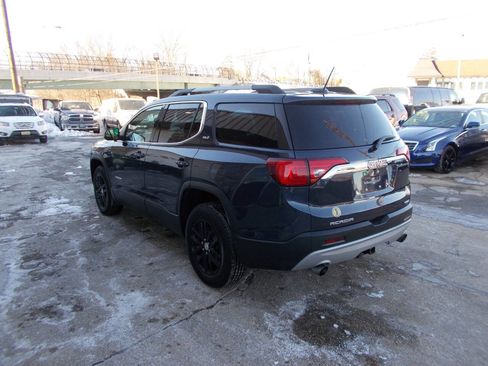 Used 2019 GMC Acadia SLT image 5