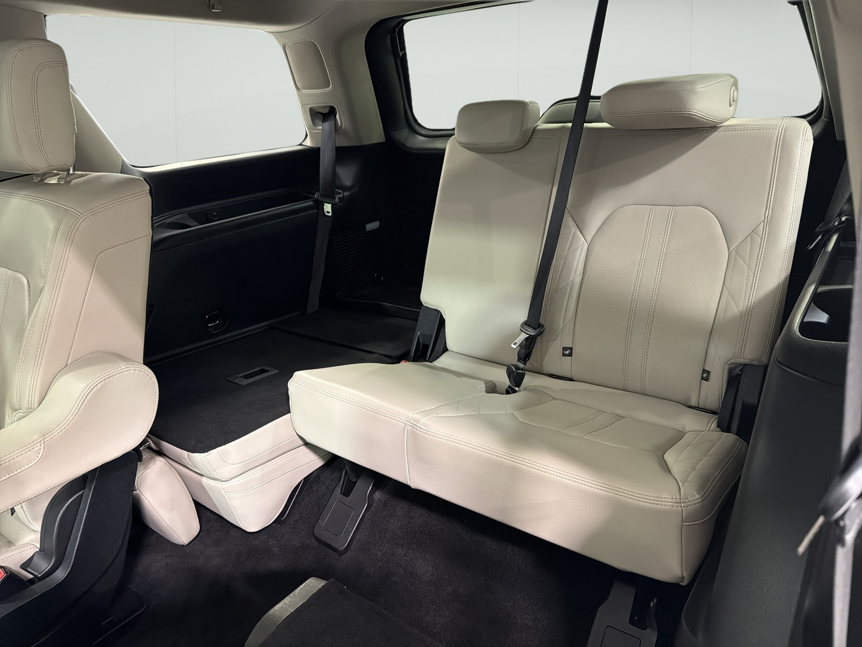 Used 2018 Ford Expedition Platinum RWD image 13