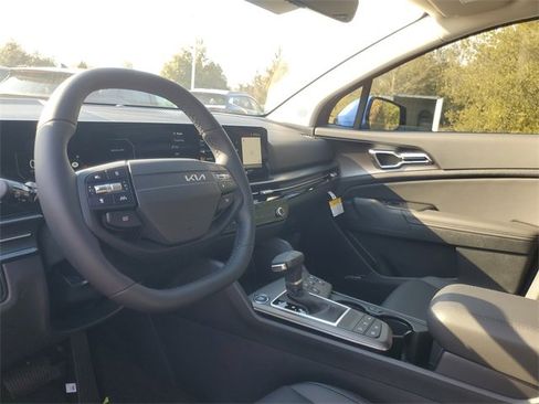 New 2026 Kia Sportage SX image 13