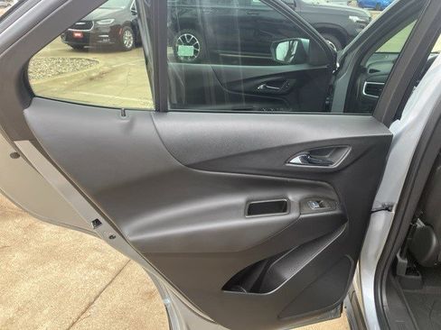 Used 2024 Chevrolet Equinox LT image 20