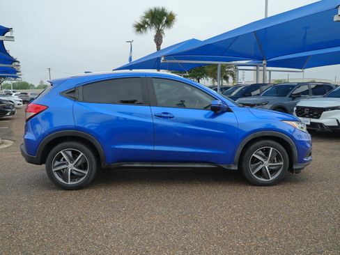 Used 2022 Honda HR-V EX-L image 2