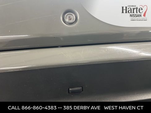 Used 2017 Dodge Challenger SXT Plus image 31