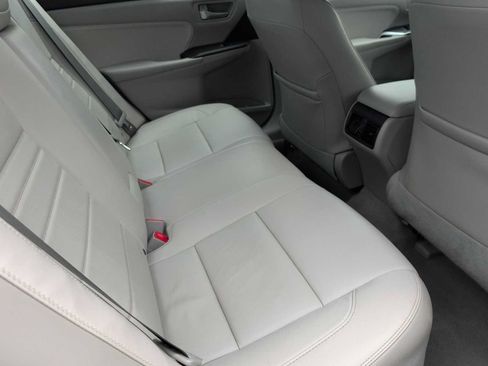 Used 2016 Toyota Camry XLE FWD image 20