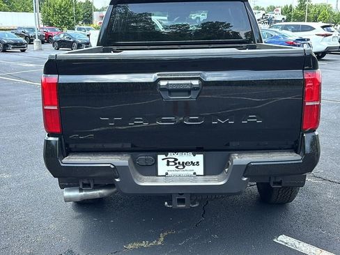New 2026 Toyota Tacoma TRD Off-Road AWD/4WD image 32