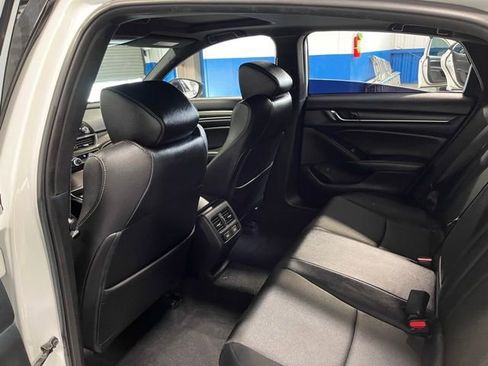 Used 2021 Honda Accord Sport image 17